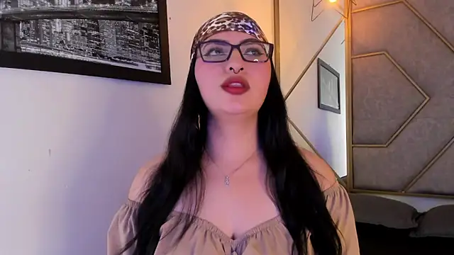 NavannyCattan online show from 11/09/25, 06:06