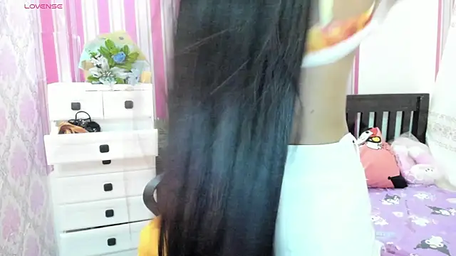 Mica Jones online show from 04/10/26, 12:50