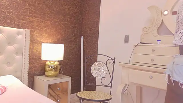 kaylie mitchel online show from 03/19/26, 10:54