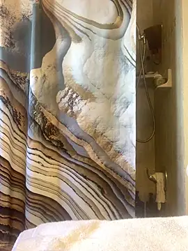 Snapshot of shakeweight chatting on 03/21/26, 07:29 shakeweight online show from 03/21/26, 07:29