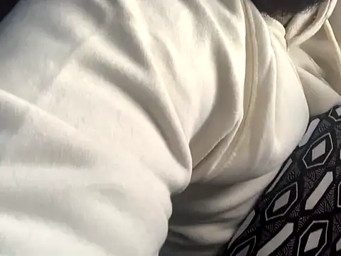 shakeweight online show from 12/15/25, 11:31