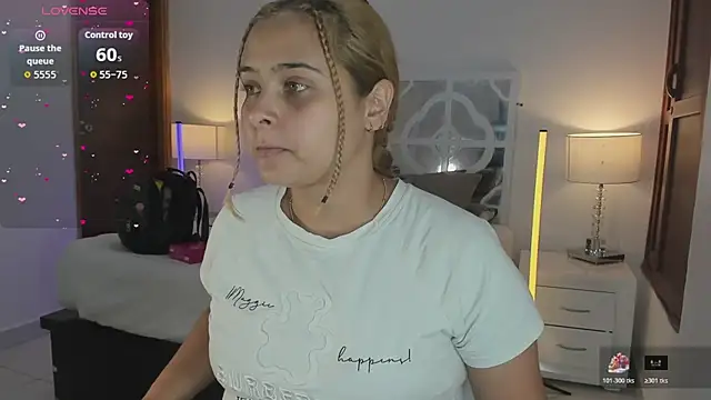 Snapshot of MikaelaStone chatting on 02/28/26, 01:11 MikaelaStone online show from 02/28/26, 01:11