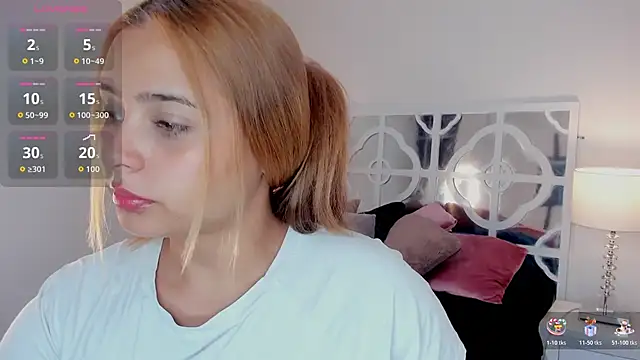 MikaelaStone online show from 11/01/25, 11:37