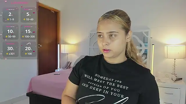 Snapshot of MikaelaStone chatting on 03/03/26, 11:17 MikaelaStone online show from 03/03/26, 11:17