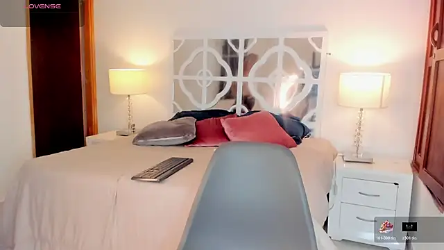 MikaelaStone online show from 10/24/25, 12:48