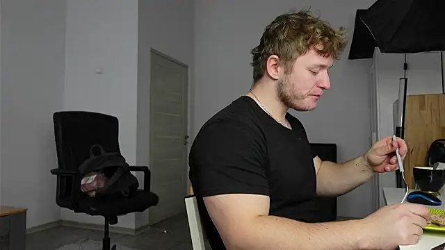 Richard Dullas online show from 10/09/25, 12:06