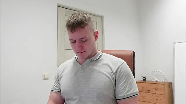 Snapshot of Richard_Dullas chatting on 06/09/26, 07:59 Richard Dullas online show from 06/09/26, 07:59