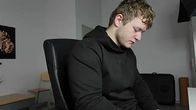 Richard Dullas online show from 09/28/25, 05:47