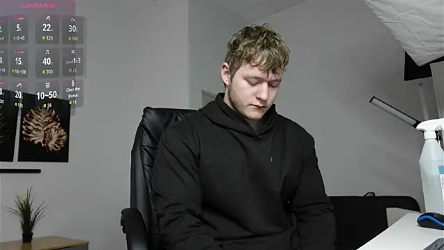 Richard Dullas online show from 10/06/25, 06:25