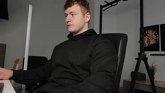 Richard Dullas online show from 11/11/25, 11:16