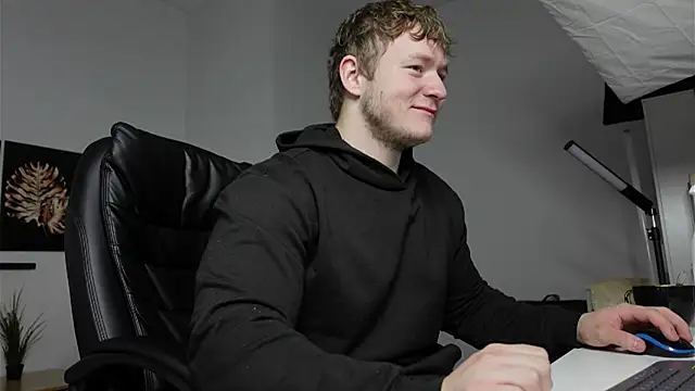 Richard Dullas online show from 10/05/25, 05:31