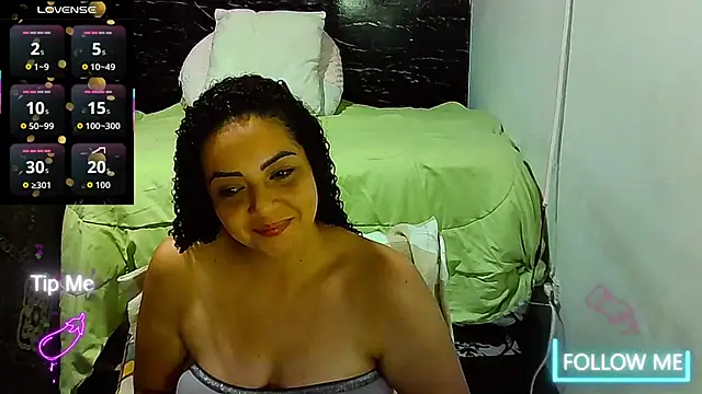  naughty milf online show from 03/26/26, 02:54