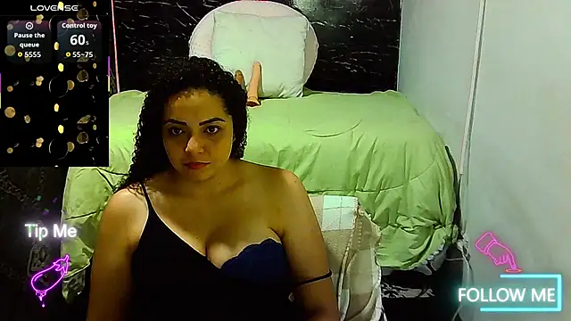  naughty milf online show from 04/04/26, 05:03