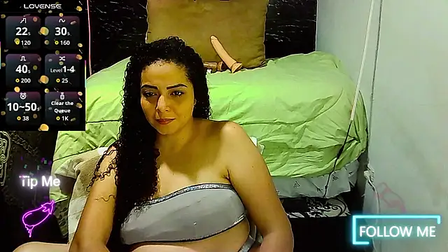 Snapshot of _naughty_milf chatting on 02/14/26, 03:18 naughty milf online show from 02/14/26, 03:18