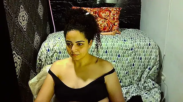 Snapshot of _naughty_milf chatting on 01/08/26, 02:45 naughty milf online show from 01/08/26, 02:45