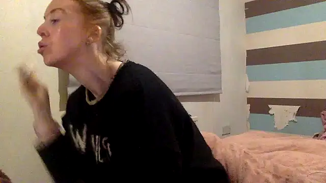 Bellababexox online show from 05/27/26, 01:04