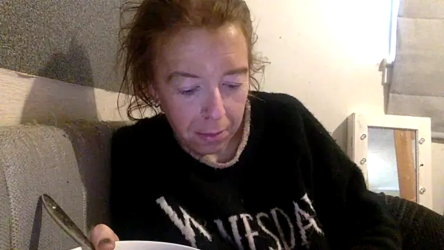 Bellababexox online show from 05/01/26, 04:12