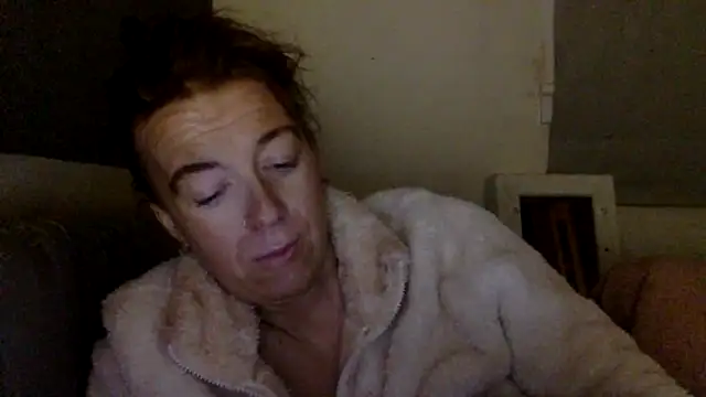 Bellababexox online show from 05/18/26, 04:07