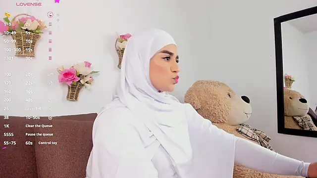 Dina haddad online show from 12/21/25, 03:41