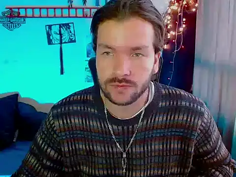 cortelioni massimo  online show from 11/12/25, 01:15