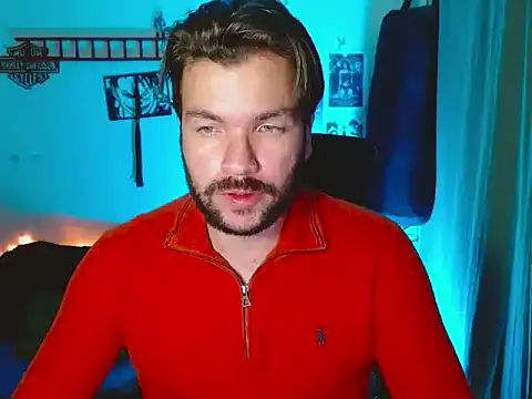 cortelioni massimo  online show from 10/22/25, 02:55