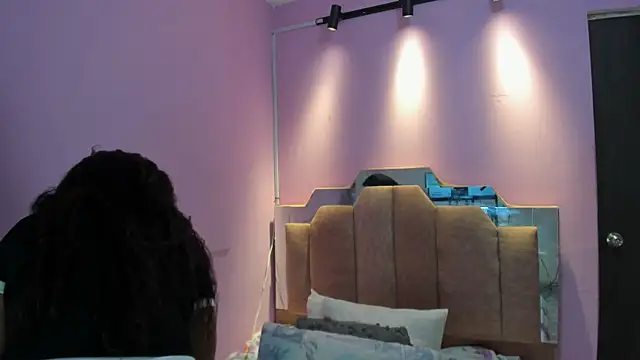 Snapshot of AndreaSweet2 chatting on 02/25/26, 07:58 AndreaSweet2 online show from 02/25/26, 07:58