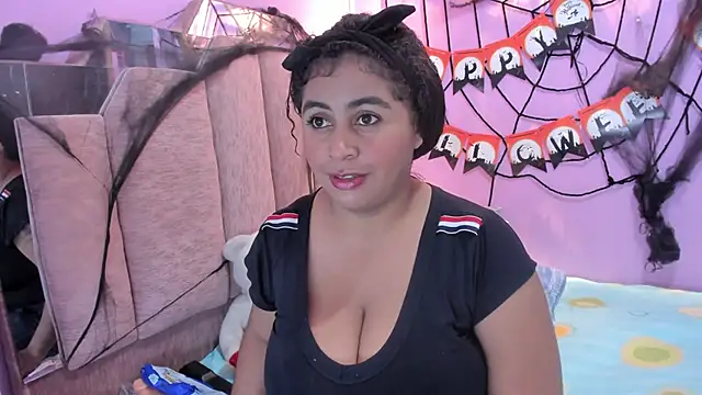 AndreaSweet2 online show from 10/21/25, 07:46