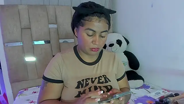 AndreaSweet2 online show from 12/03/25, 07:46