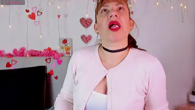 AmaraMoon  online show from 09/20/25, 07:30