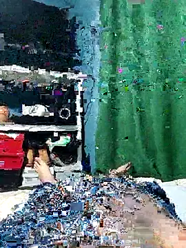 Snapshot of Chinocor1 chatting on 11/17/25, 08:18 Chinocor1 online show from 11/17/25, 08:18