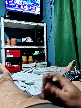 Snapshot of Chinocor1 chatting on 11/15/25, 03:05 Chinocor1 online show from 11/15/25, 03:05