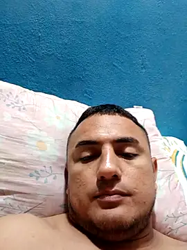 Geral Yeraldyn09 online show from 10/26/25, 02:28