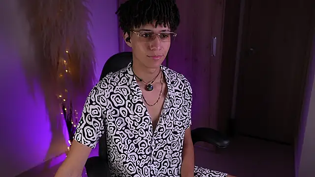 Afro god  online show from 05/31/26, 03:01