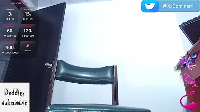 Snapshot of XDominatriX chatting on 07/16/26, 08:39 XDominatriX online show from 07/16/26, 08:39