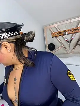 ashley-swift- online show from 11/01/25, 08:52