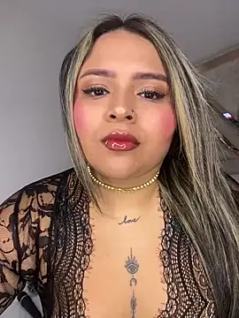 Snapshot of ashley-swift- chatting on 02/07/26, 09:50 ashley-swift- online show from 02/07/26, 09:50