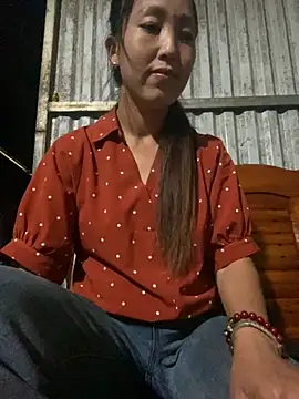 Huong-Ly online show from 09/30/25, 07:25