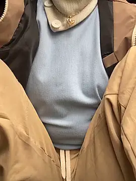 Huong-Ly online show from 02/23/26, 03:41