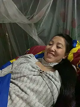 Huong-Ly online show from 11/03/25, 02:39