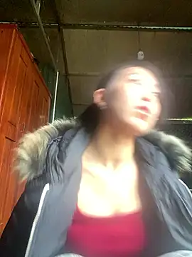 Huong-Ly online show from 01/09/26, 07:15