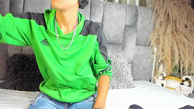 d3rke 666 online show from 10/30/25, 04:00