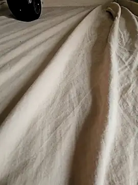 Stingles online show from 10/04/25, 01:45