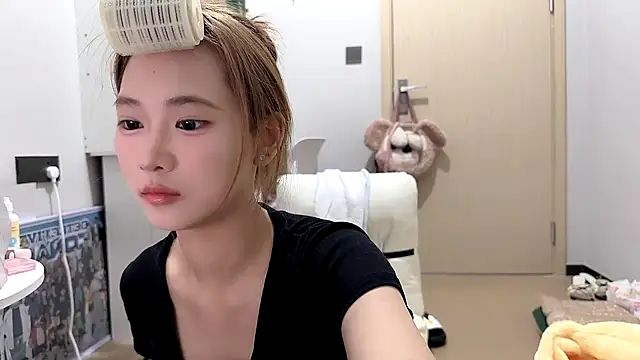 Ann-cookie online show from 11/09/25, 02:32