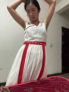 crhong666 online show from 10/03/25, 12:25