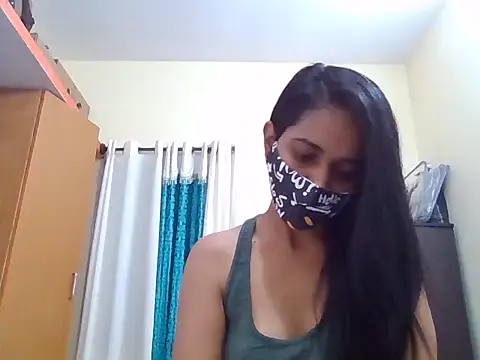 Curvyqueenz online show from 10/13/25, 05:25