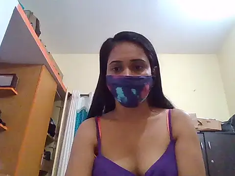 Curvyqueenz online show from 11/06/25, 04:55