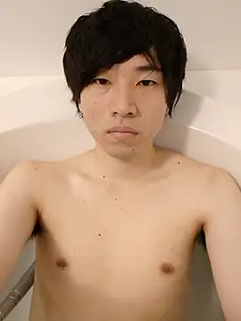 Snapshot of tanaka113 chatting on 03/03/26, 02:40 tanaka113 online show from 03/03/26, 02:40