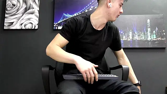 SirReed online show from 12/17/25, 09:58