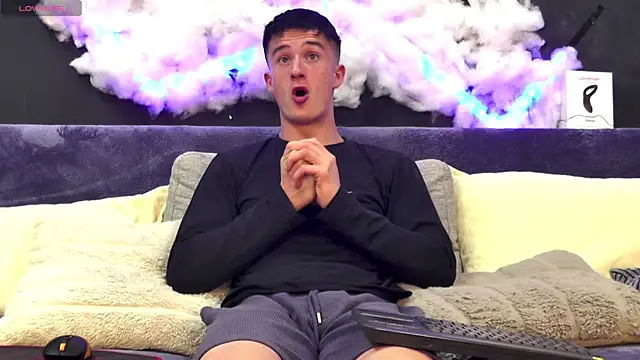 SirReed online show from 09/19/25, 05:44