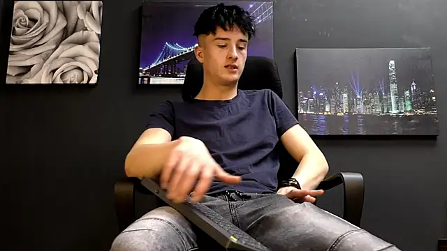 SirReed online show from 12/20/25, 09:56